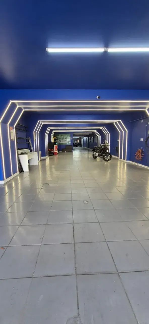 Alugo excelente prédio comercial com 450 Mt2 na Av. Senador Lemos - Foto 4