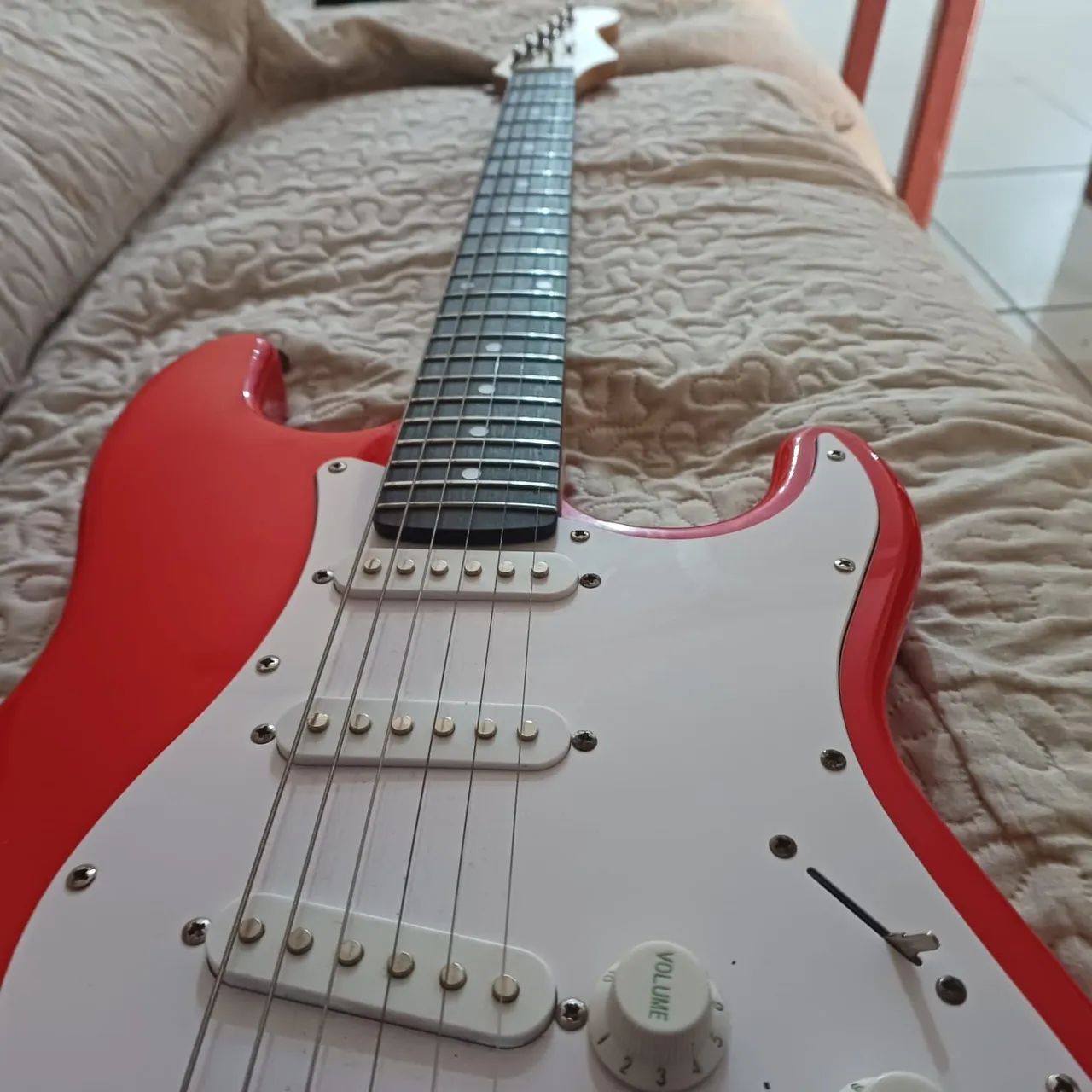 Guitarra linda e perfeita - Foto 3