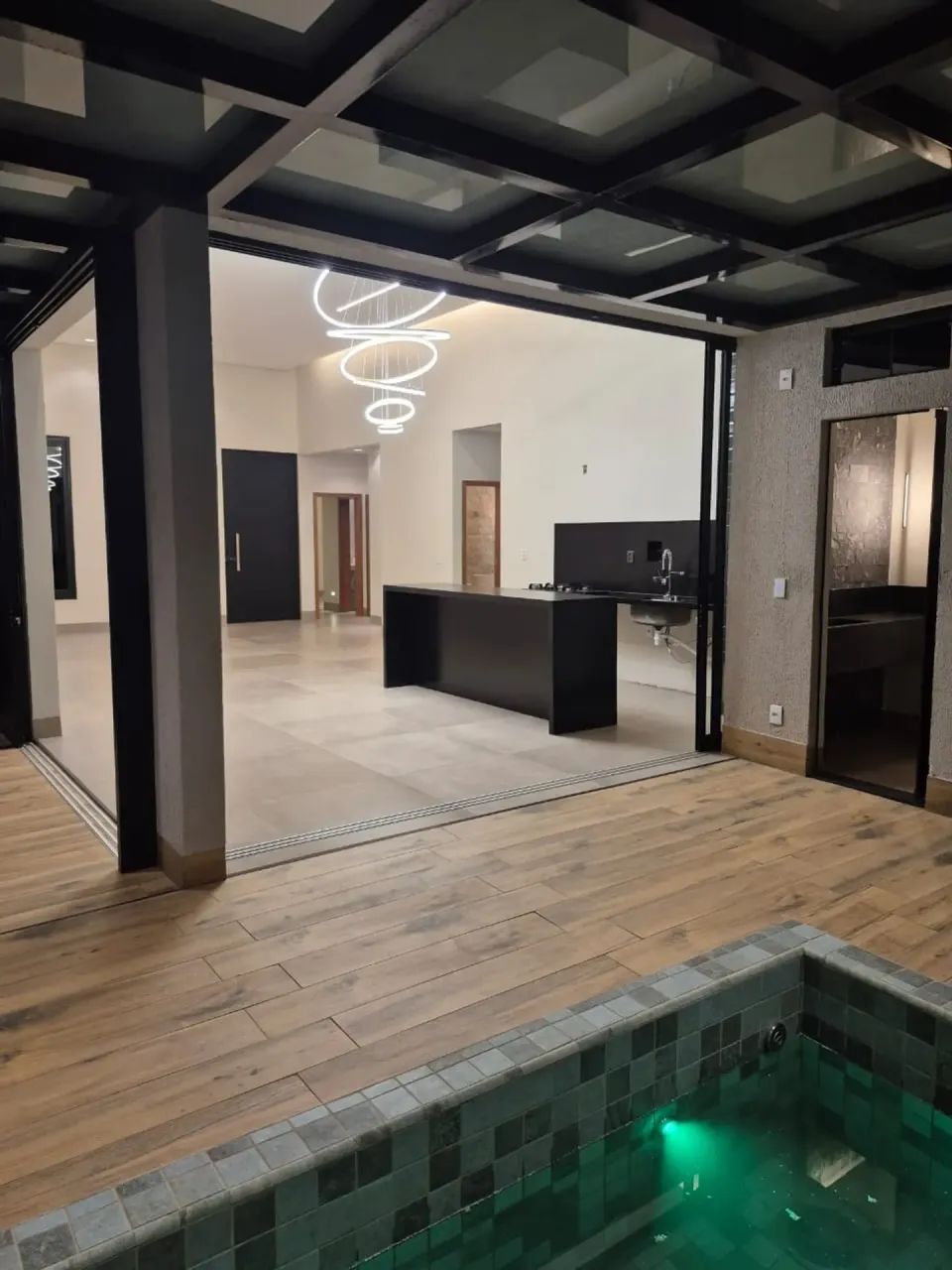 Térrea para venda tem 169 metros quadrados com 3 quartos - Foto 4