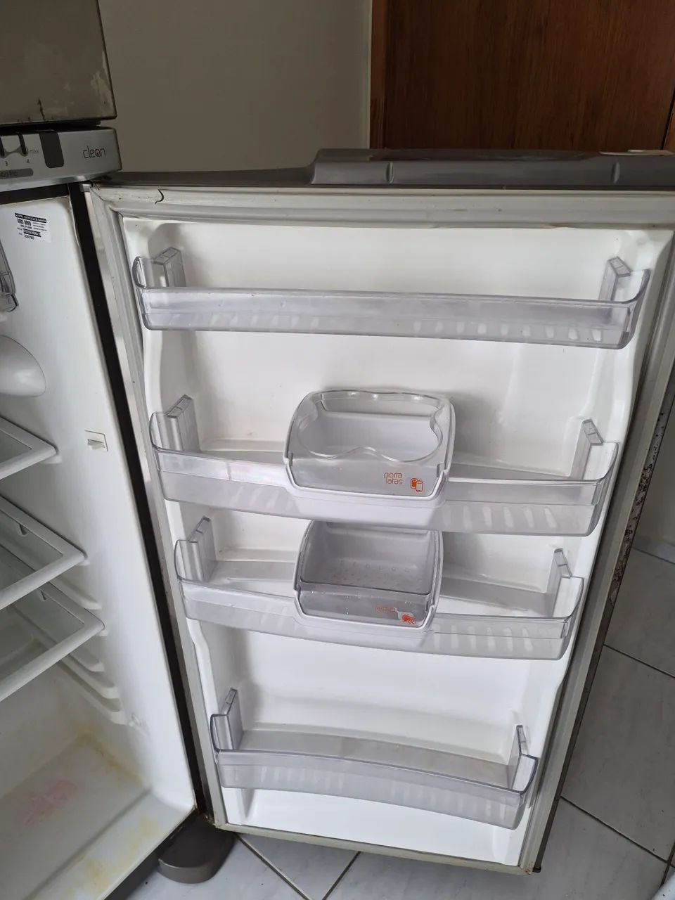 PARA VENDER LOGO! Geladeira Brastemp Clean 375L - Foto 4