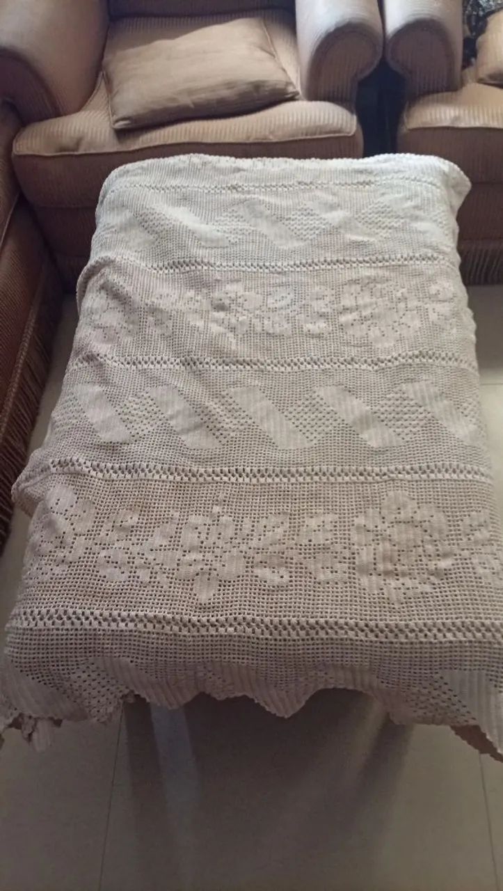 Colcha de crochê antiga feito a mão Queen  - Foto 2