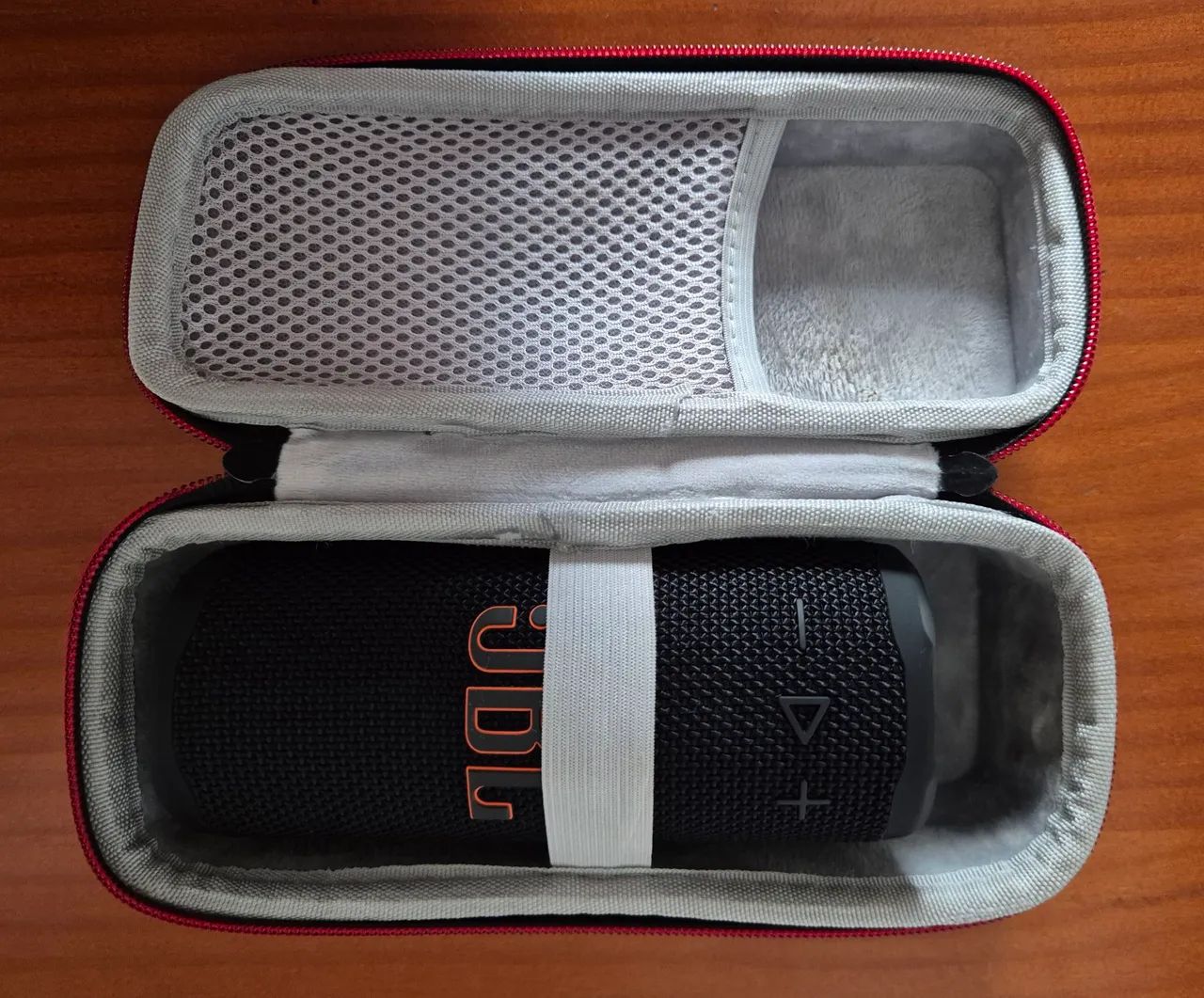 Som portátil JBL GRIP Atual com Case - Foto 2