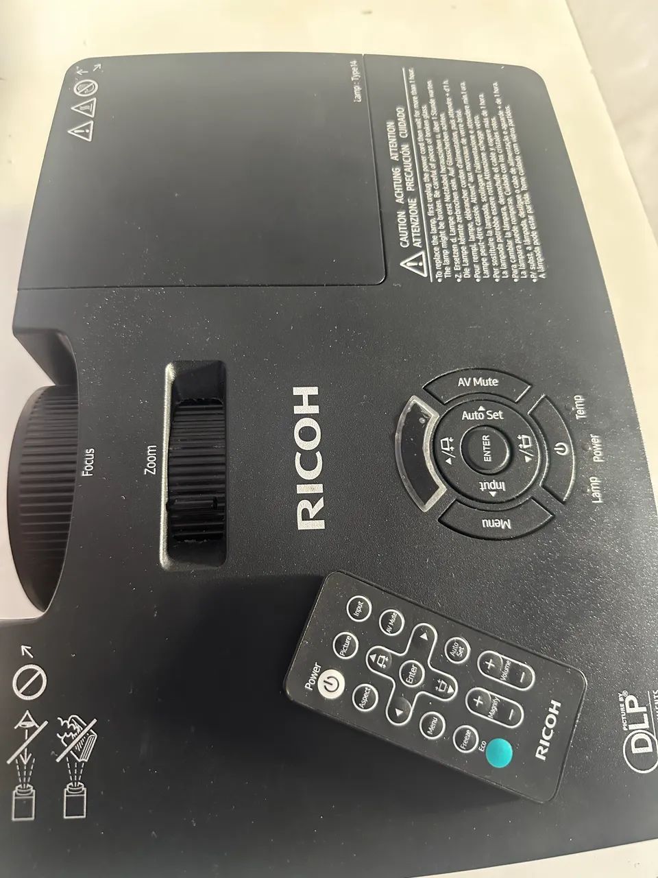 Projetor Ricoh pj s2240 - Foto 2
