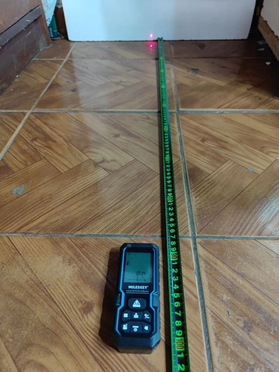 Trena laser digital Portátil Mileseey 50m novo na caixa - Foto 5