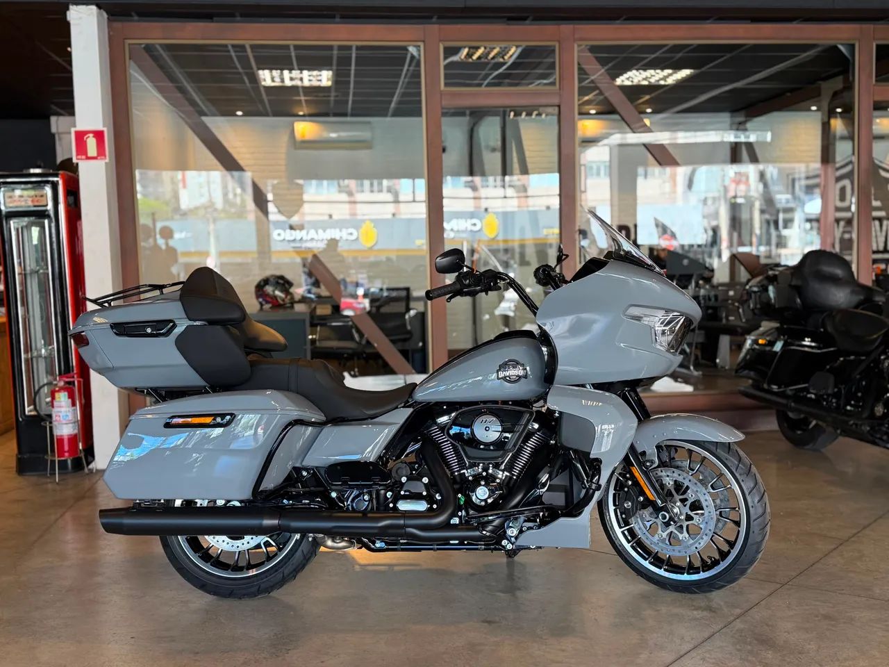 Harley-Davidson Road Glide Limited  - Foto 2