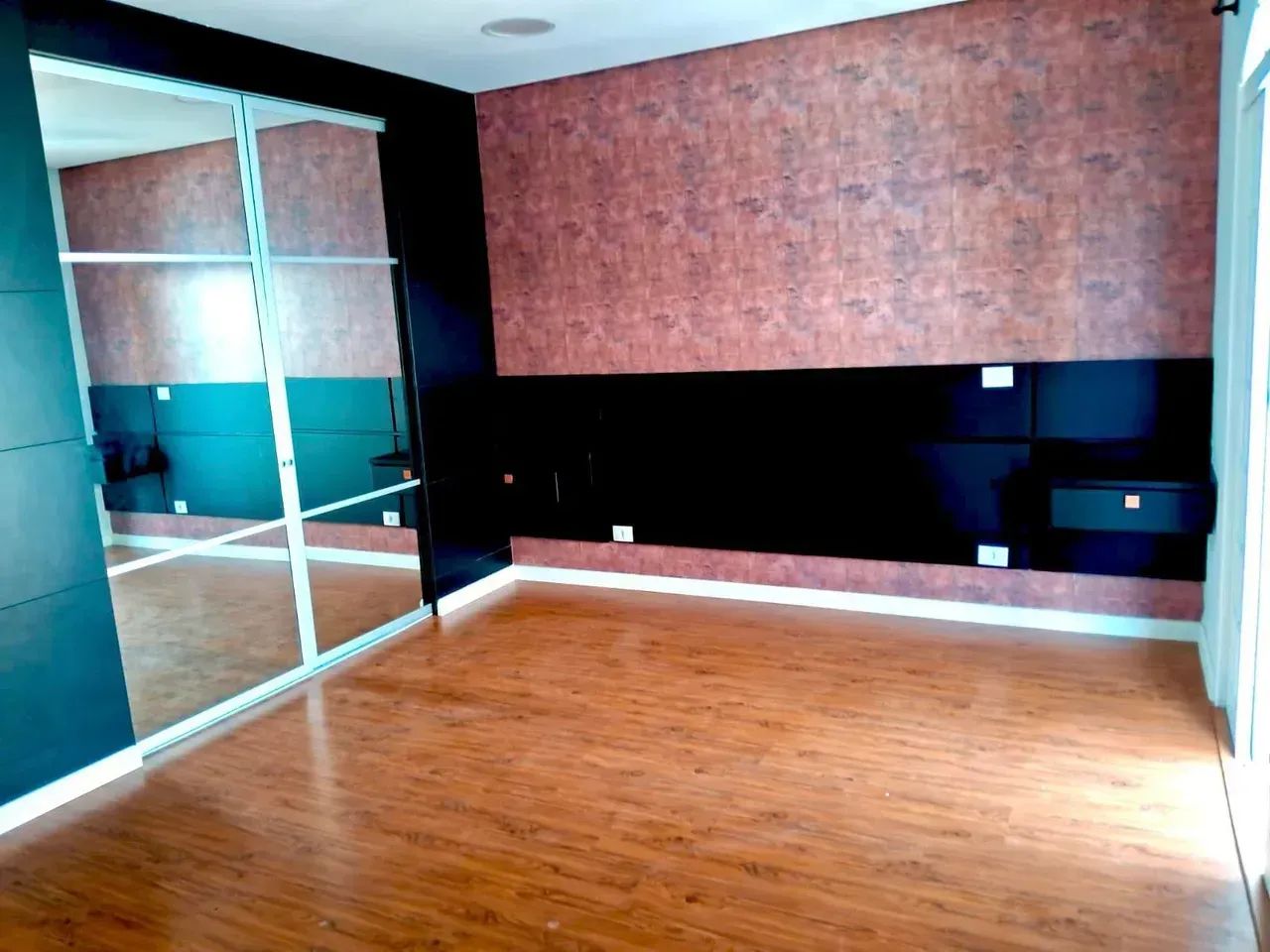 Casa para venda com 250 metros quadrados com 7 quartos - Foto 3