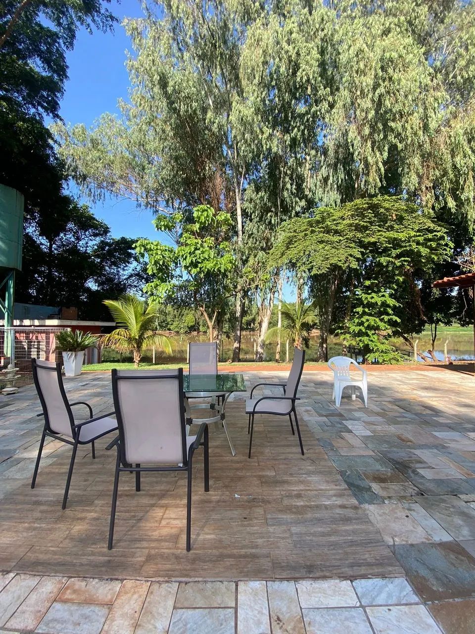 Chácara à venda com 750m² e 4 quartos - Foto 2
