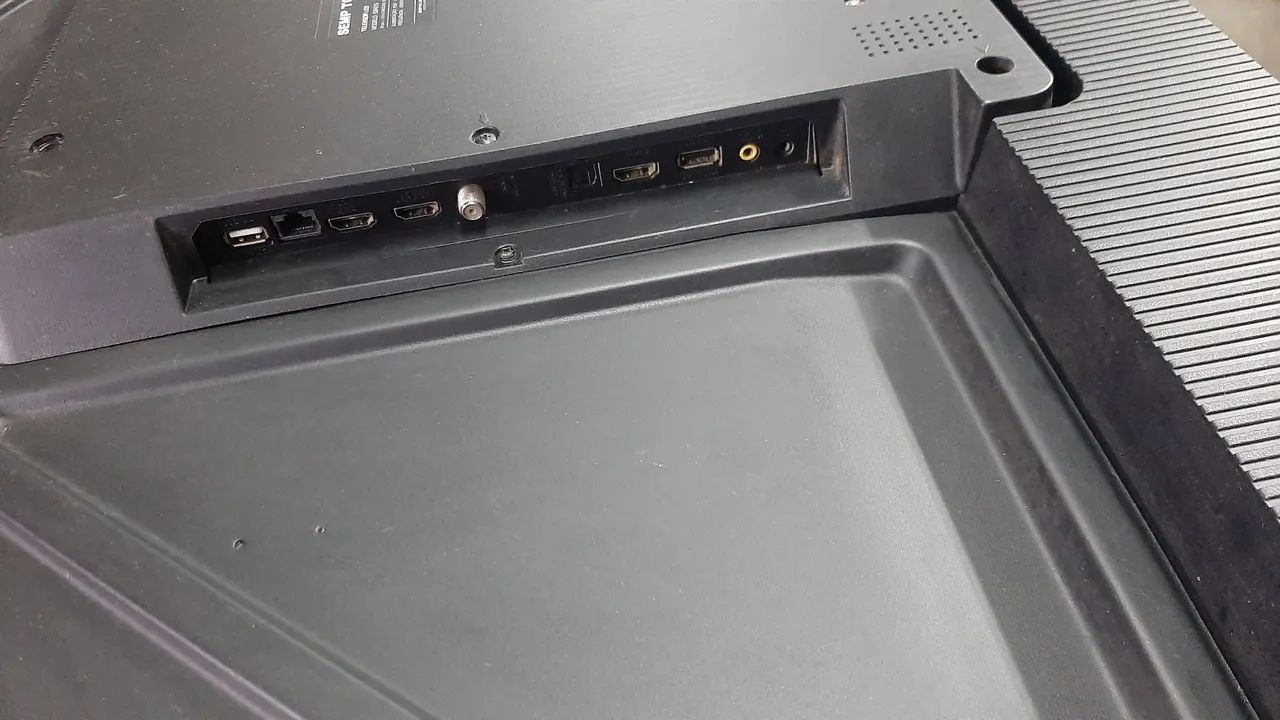 Smart TV 50 Polegadas 4K UHD | Netflix/YouTube | Funcionando Perfeitamente<br> - Foto 5