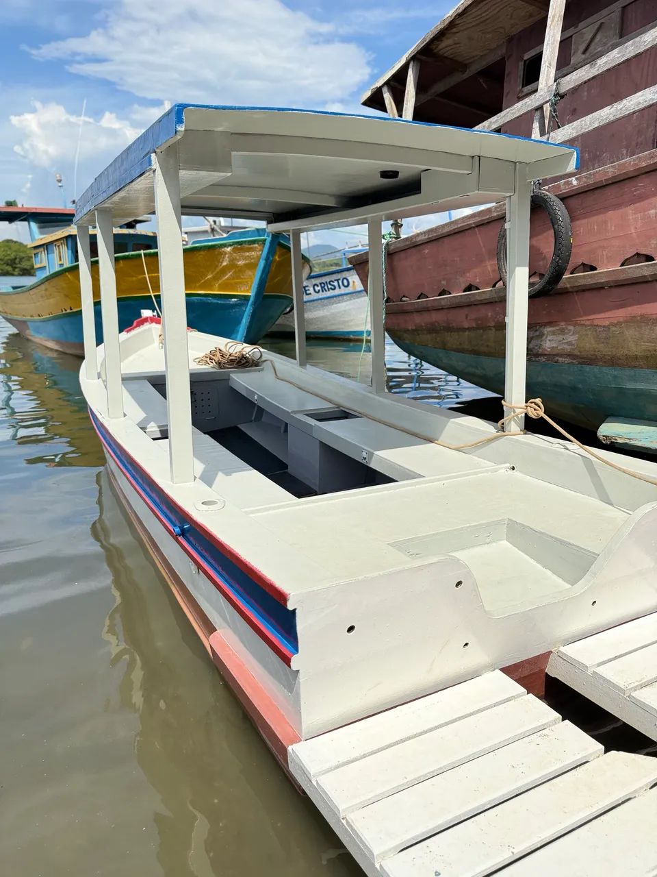 Vendo Barco de Pesca e passeio - Foto 2