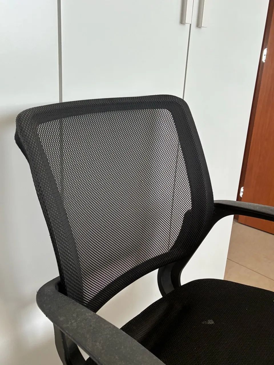Cadeira de Escritório Preta - Foto 3