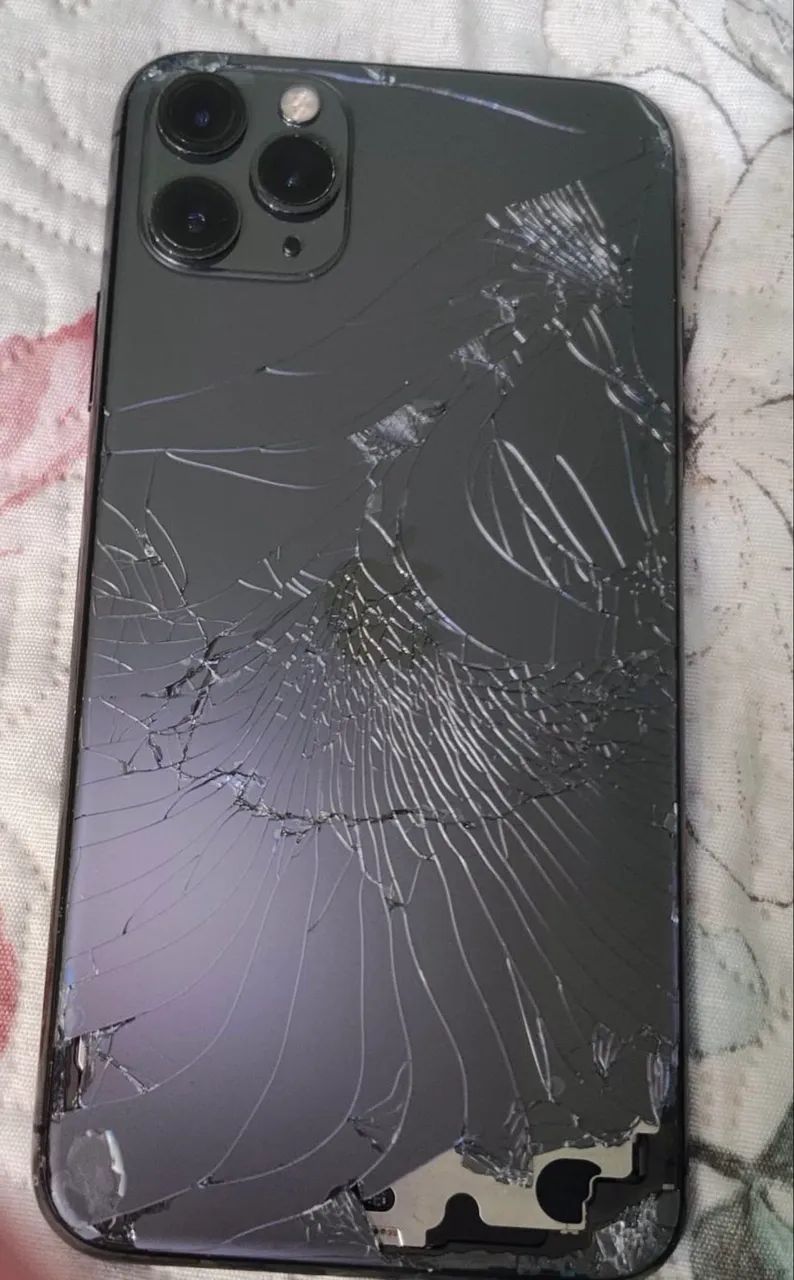Combo IPhone 11 Pro Max + Motorola razr 40 Utra + Notbook HP  - Foto 4