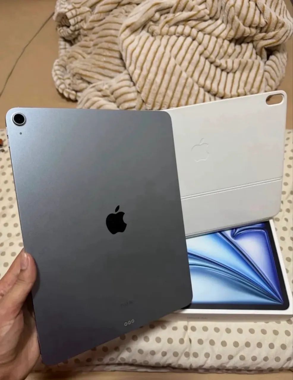 iPad Air 13 polegadas (M2) Wi-Fi 256GB + Magic Keyboard - Foto 2
