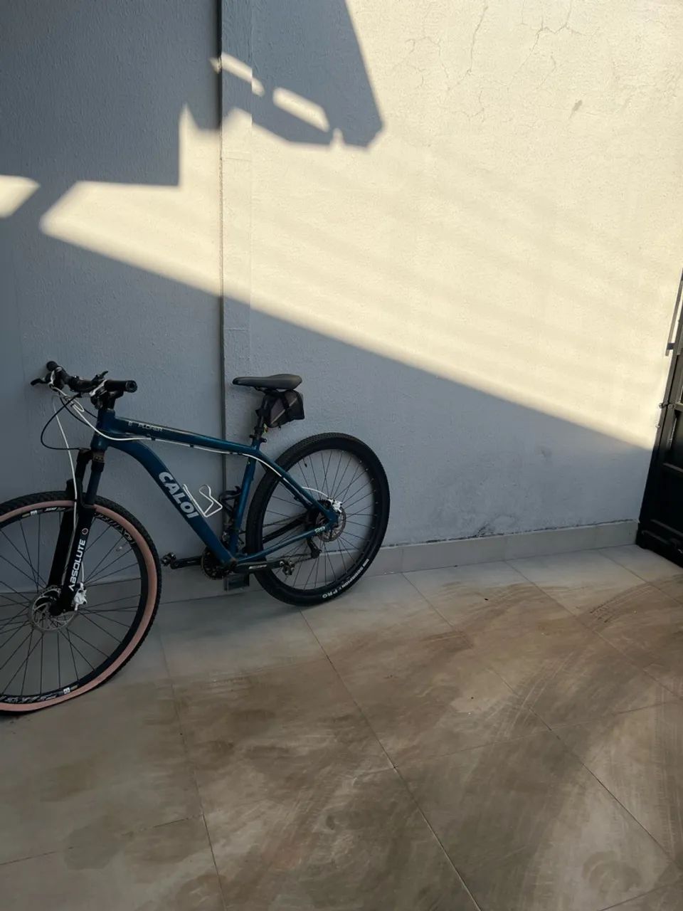 Vendo bicicleta aro 29 - Foto 2