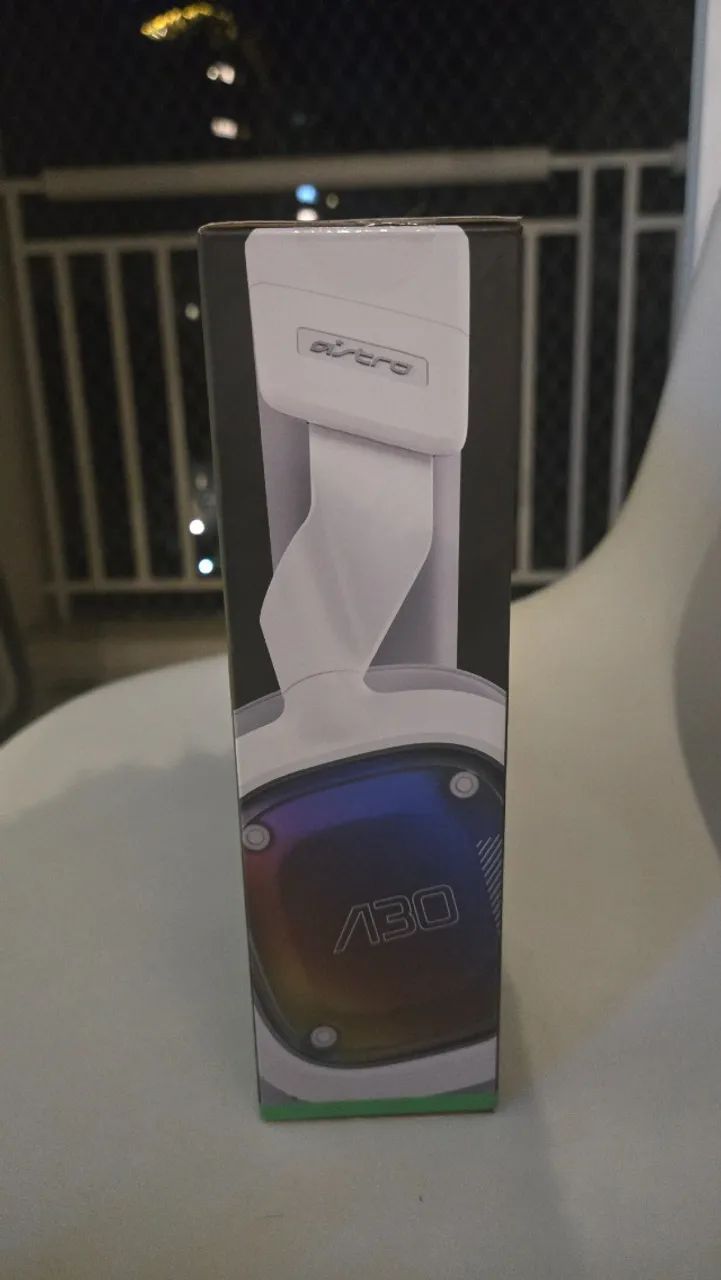 Headset Sem Fio Astro A30, Para Xbox X|s E Pc - Branco - Foto 4