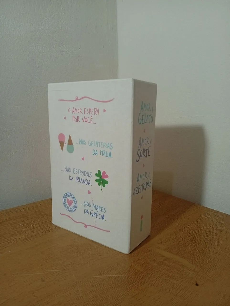 Box Amor e Livros Em Ótimo Estado! - Foto 2