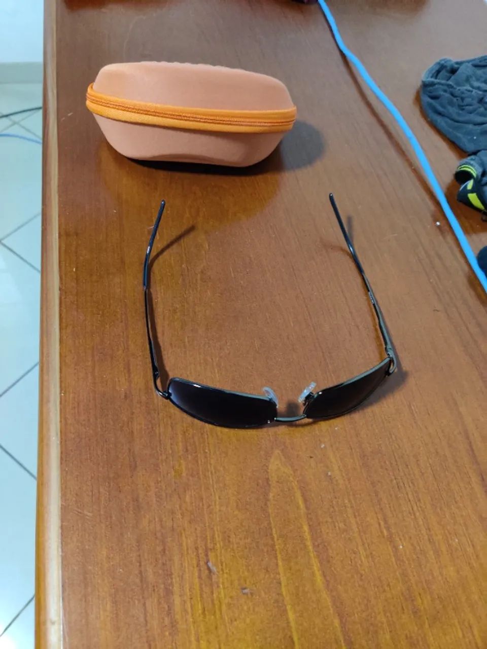 Oculos preto usado