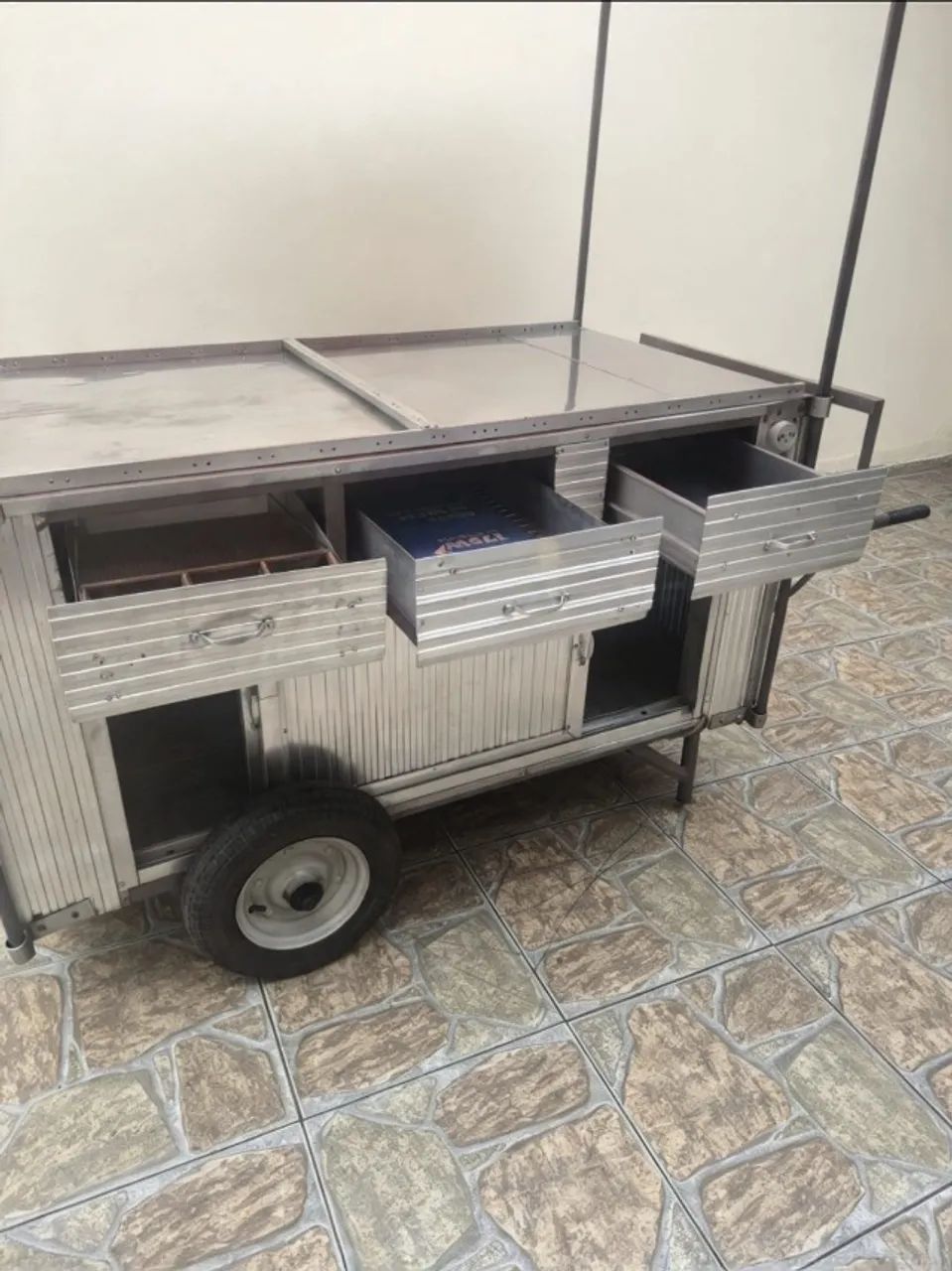  Vendo Carrocinha de Churrasco - Foto 3