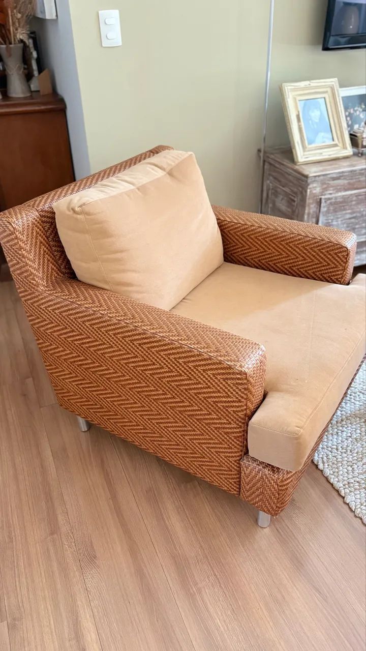 Poltrona de palha e tecido. - Foto 3