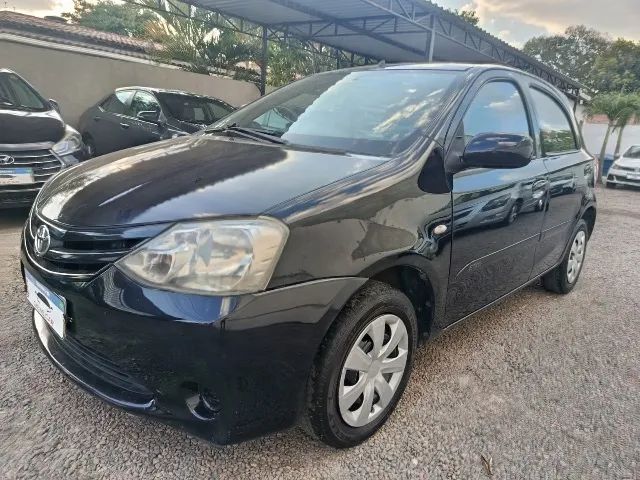 Toyota Etios 1.3 16V FLEX 2013