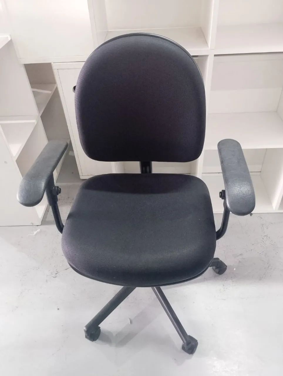 Cadeira de Escritório Giroflex Polytrop  - Foto 3