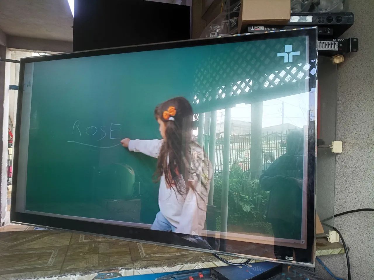Tv de plasma de 47 polegadas,impressão de 50,não funciona  as entradas HDMI - Foto 4