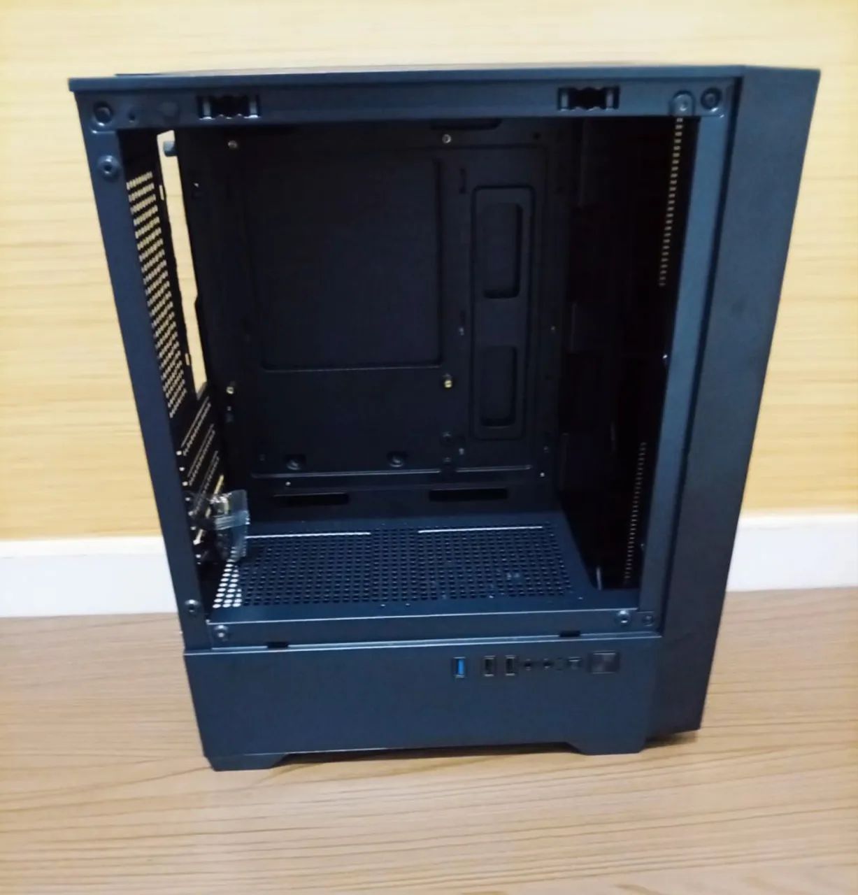Gabinete gamer  - Foto 2