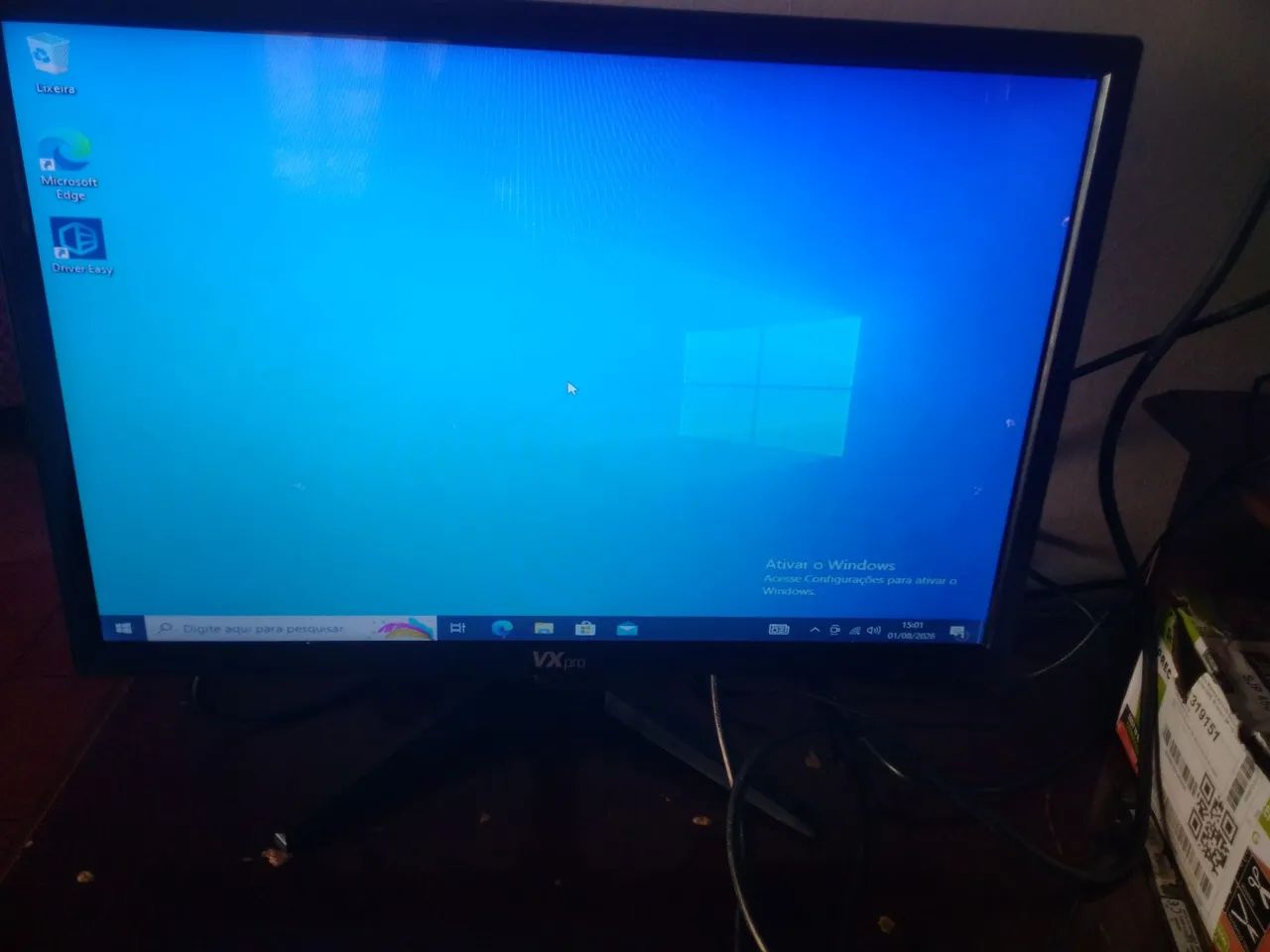Monitor VX Pro VX190Z de 19 polegadas de 1440 x 900 p HDMI alguns risco e marcas  - Foto 2