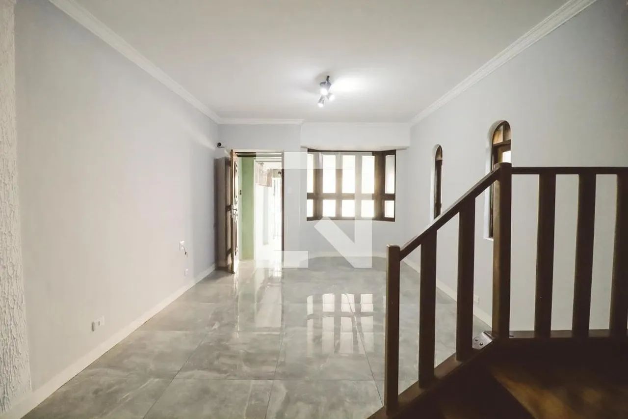 Casa à Venda - Santana, 4 Quartos, 200 m2