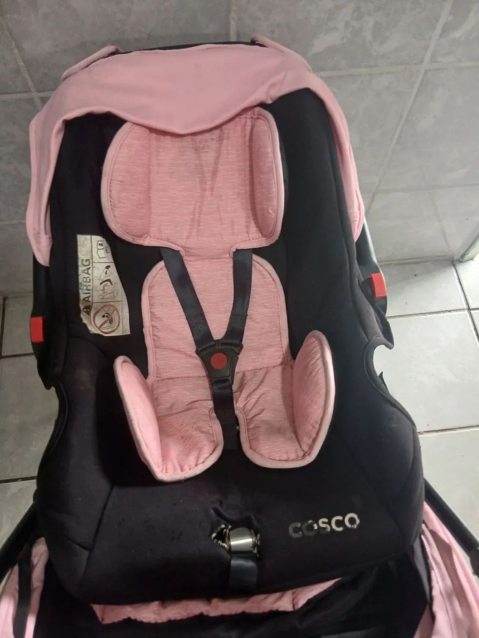 Vendo carrinho com bebe conforto  - Foto 4