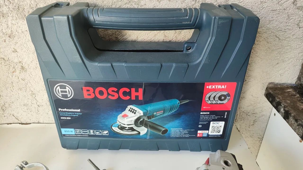 Esmerilhadeira Bosch 220v 850w semi-nova - Foto 2