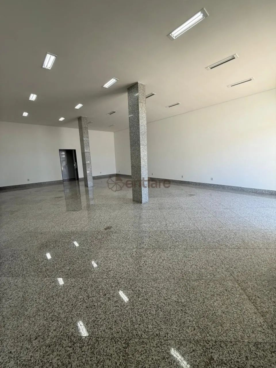 Loja / Salão / Ponto Comercial para alugar em Contagem - Foto 2