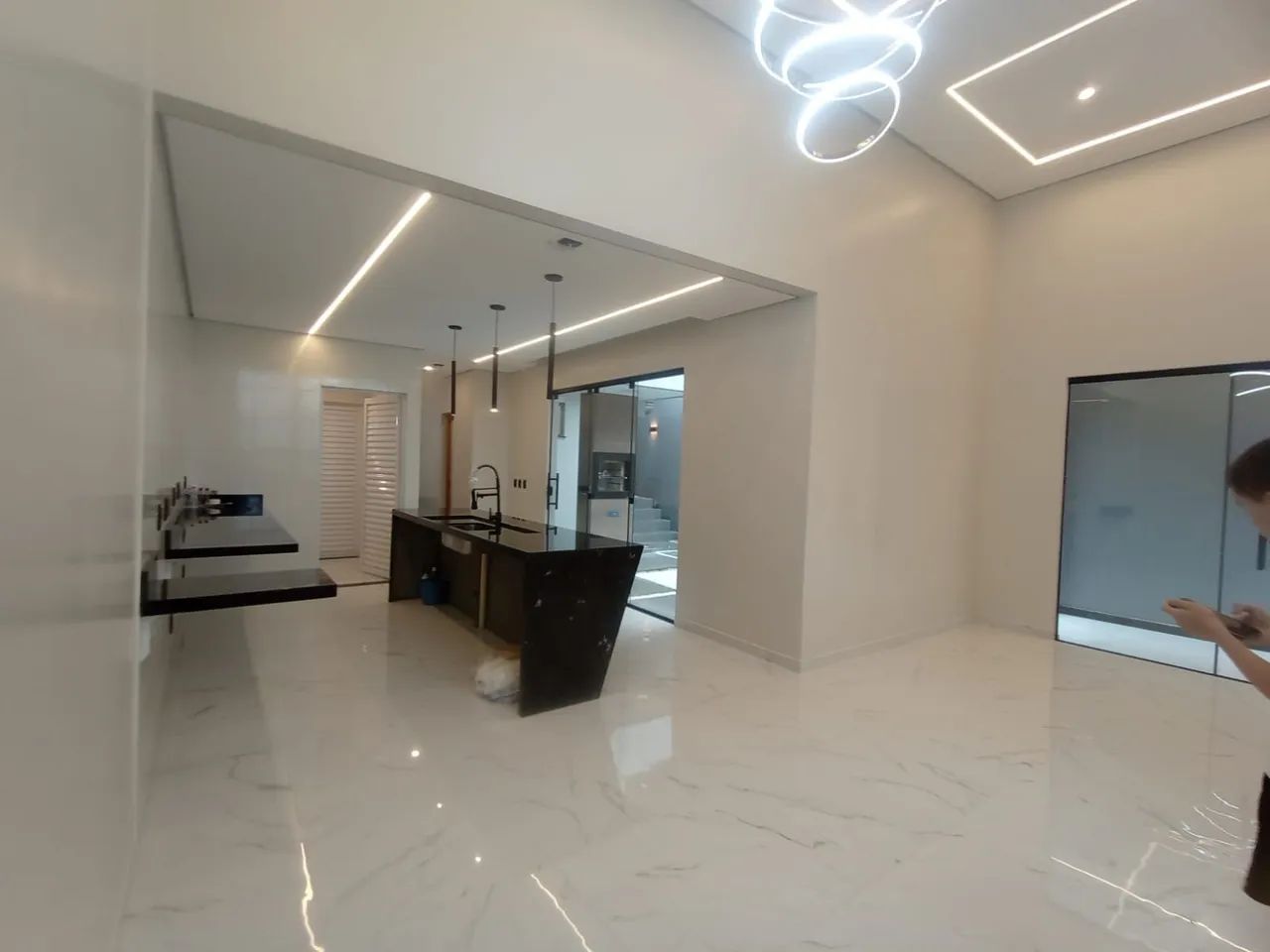 Casa nova, impecável, com 3 dormitórios no Villa Suíça  - Foto 3