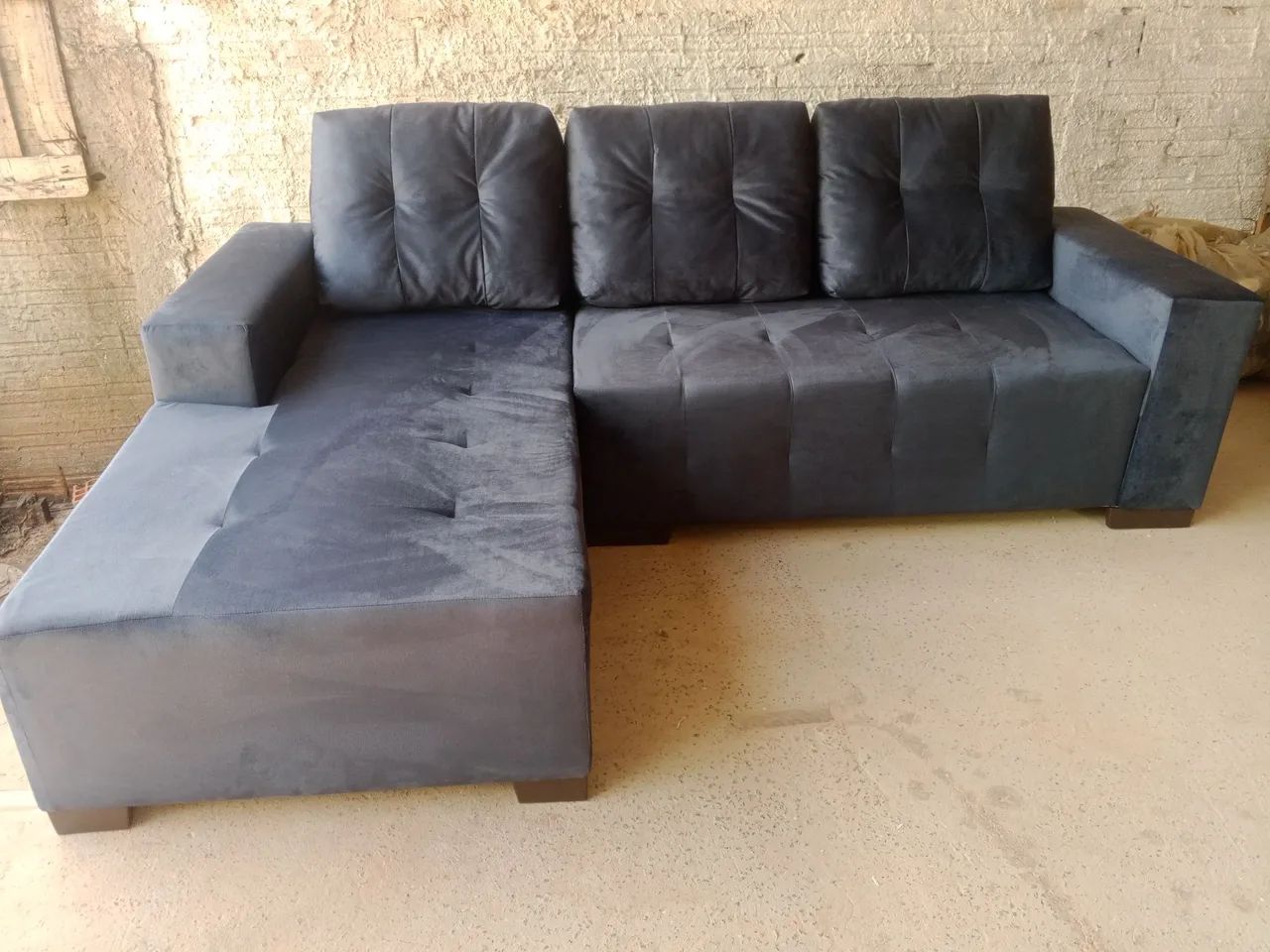 SOFÁ SHAIZE DE TRÊS LUGARES 