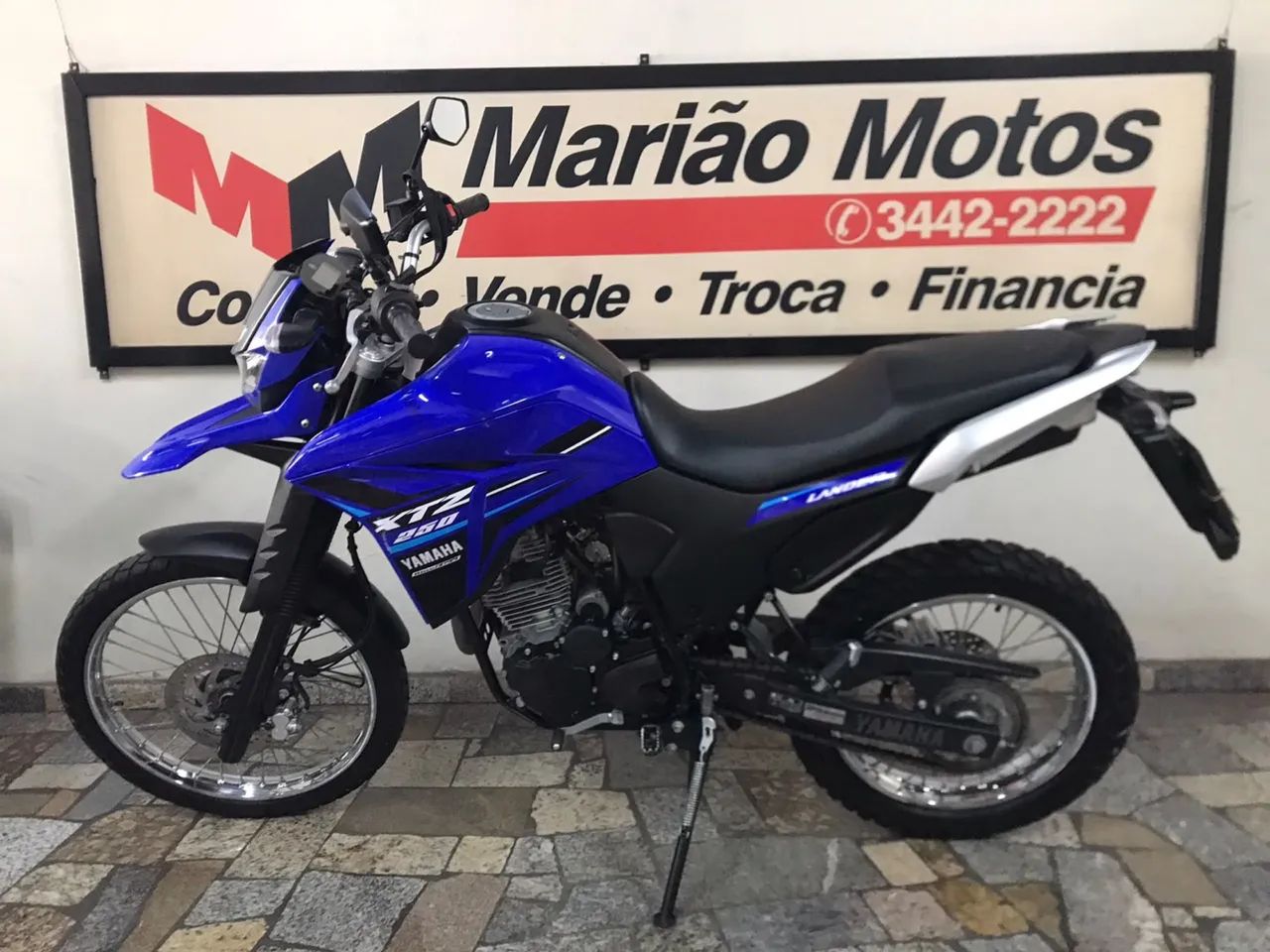 XTZ 250 Lander 2024  - Foto 2