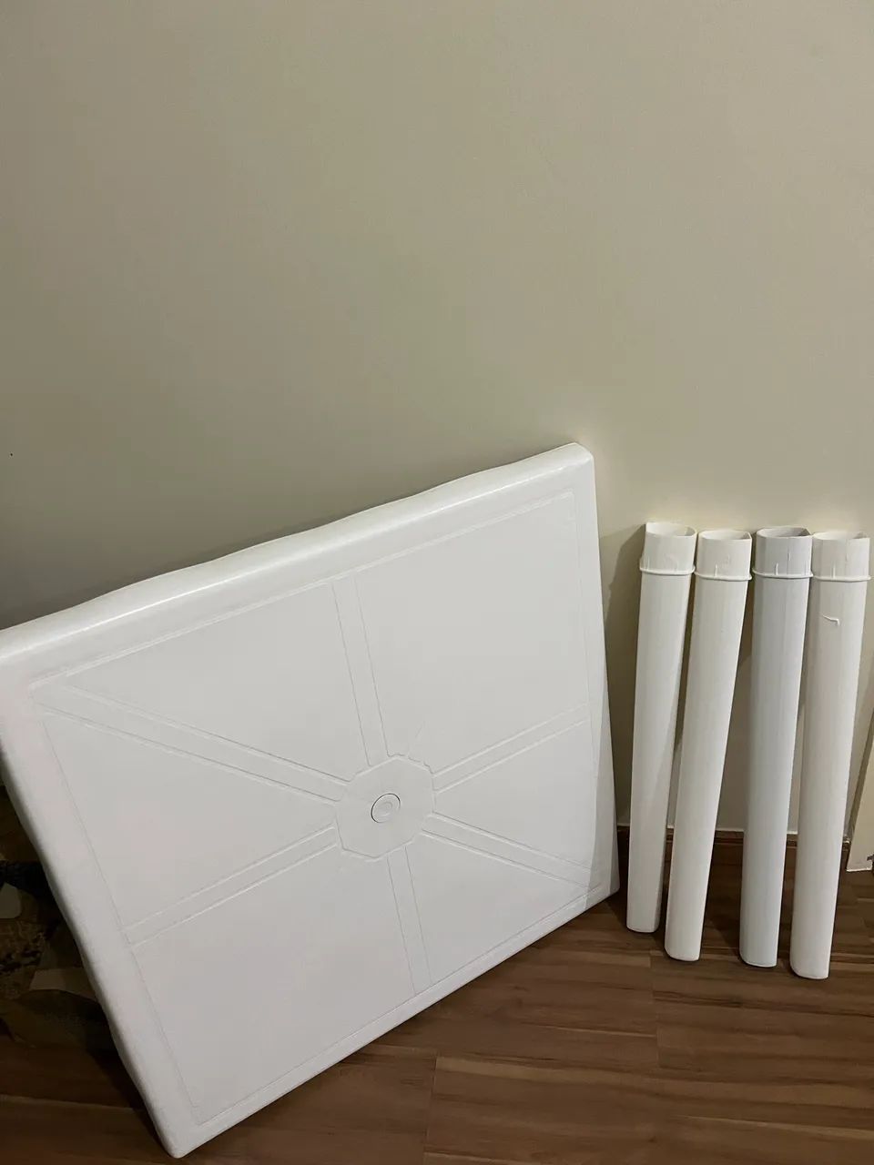Jogo de mesa com 4 cadeiras  - Foto 2