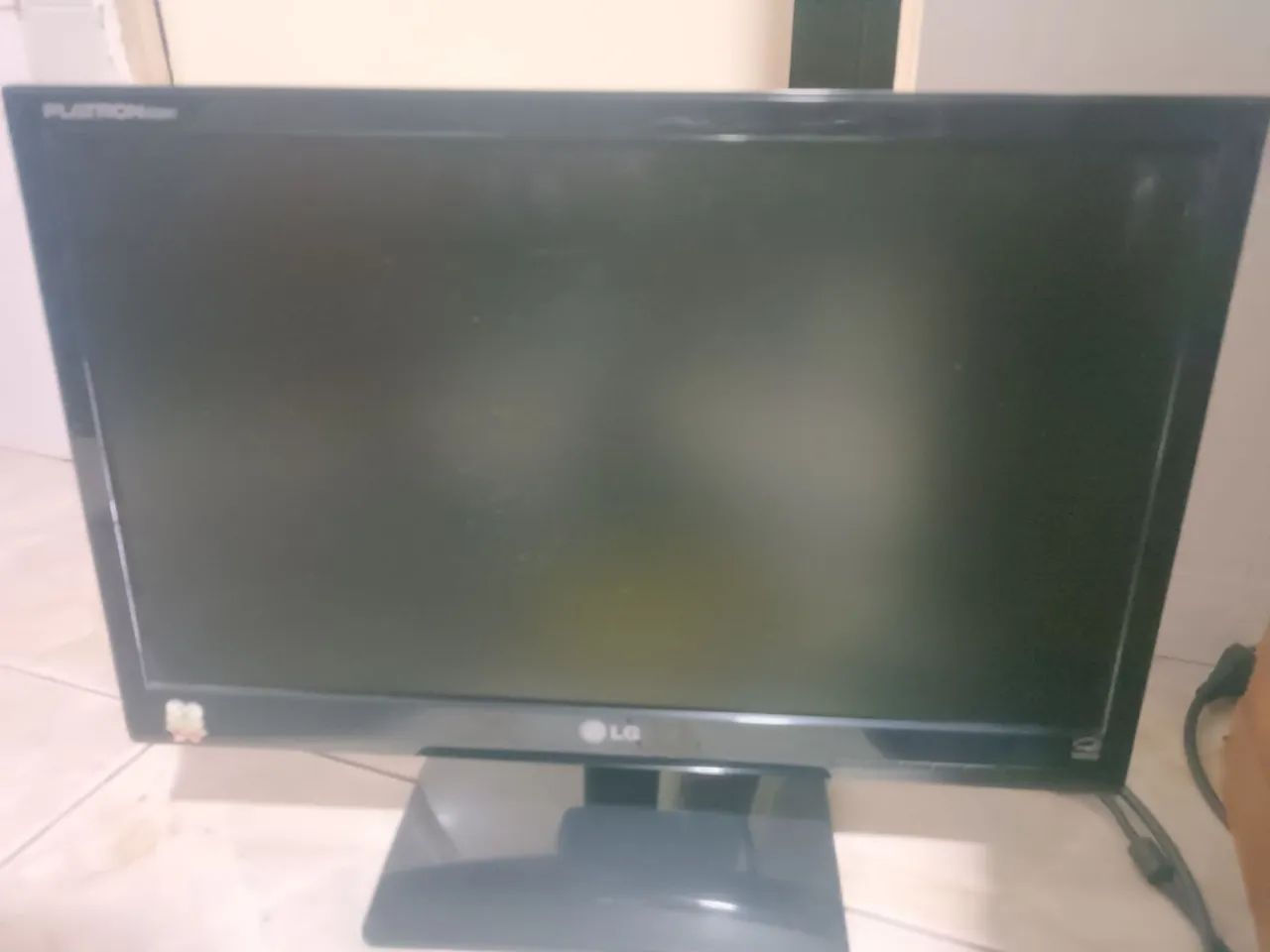 Monitor LG 20 Polegadas Funcionando Com Avarias  - Foto 5