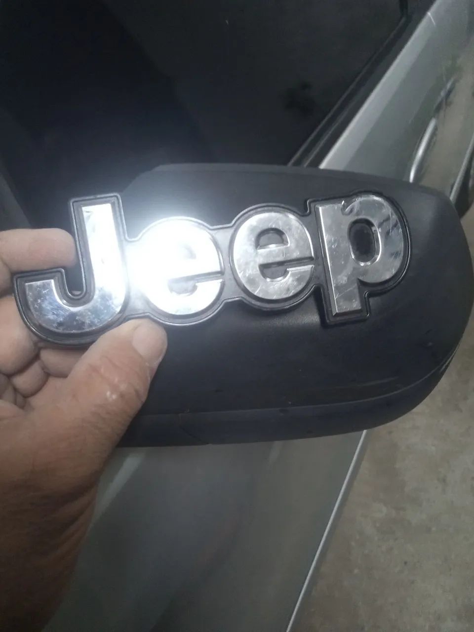 Emblema jeep usado 