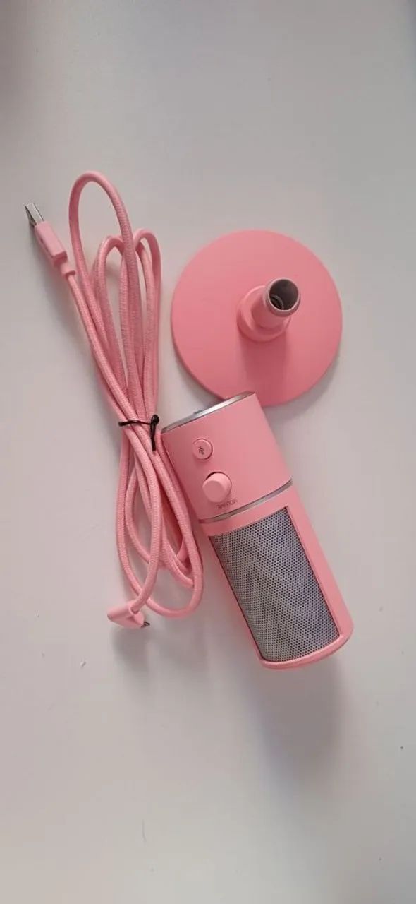 Microfone Razer Seiren X (acompanha braço articulado e pop filter) - Foto 2