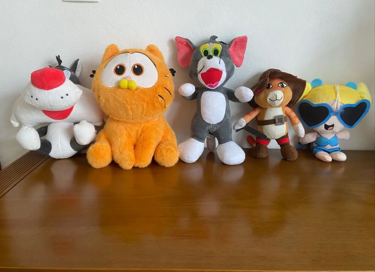 Pelucias personagens 