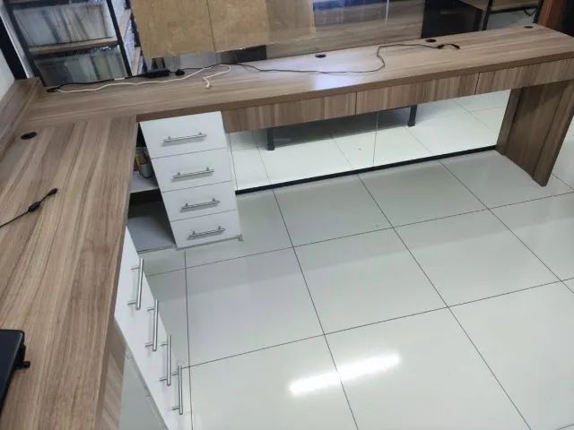 Mesa planejada em L em MDF premium - Foto 2