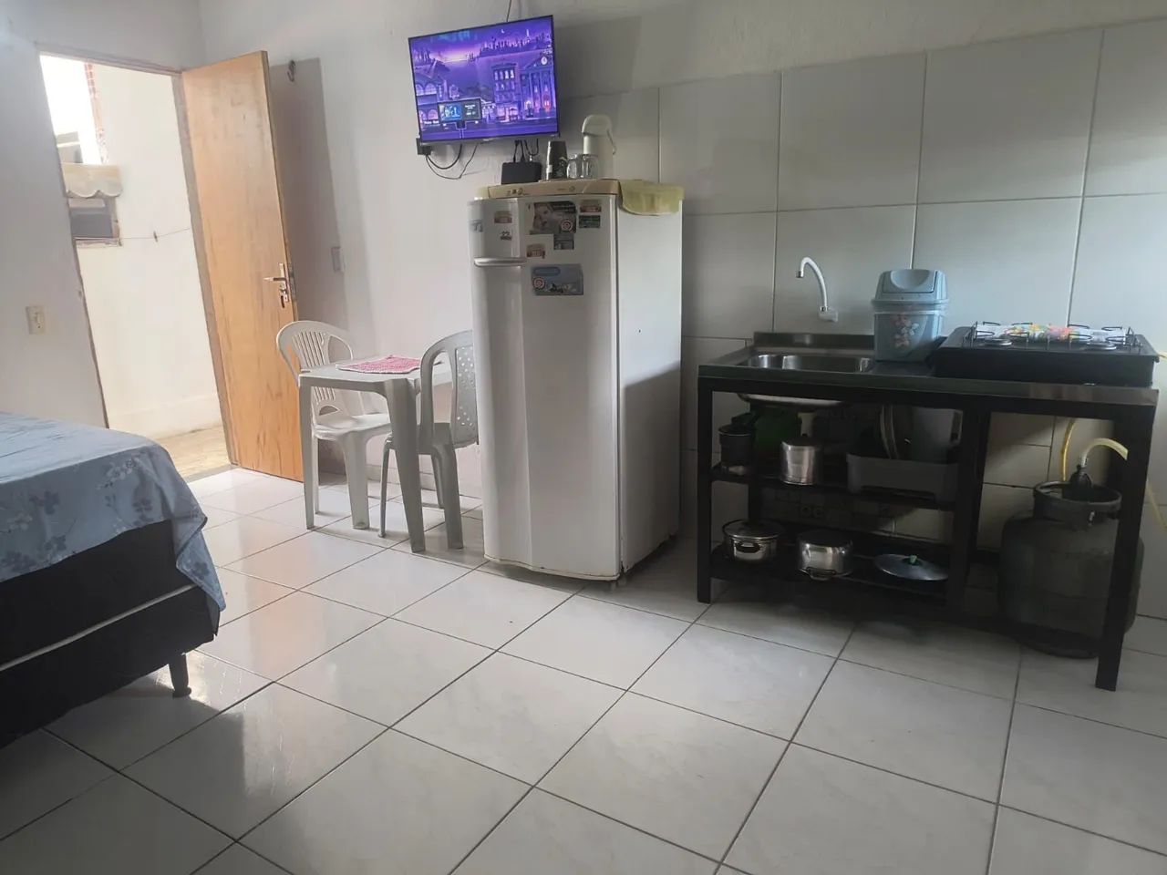 Aptos e kitnet mobiliados, 1 quarto, praia do futuro, próximo a barraca CrocoBeach. - Foto 5