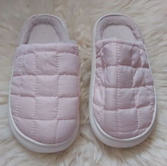 Novo chinelo com pelo 38