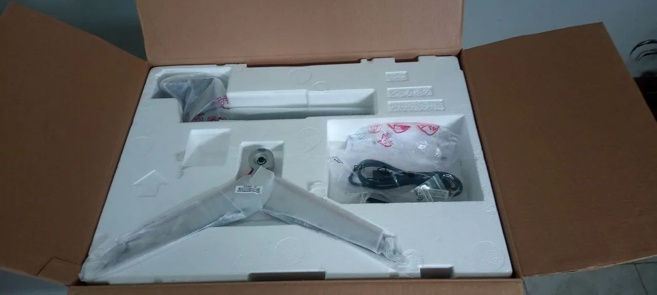 Monitor gamer Lg 144hz 1ms ultra gear 27 polegadas  - Foto 3