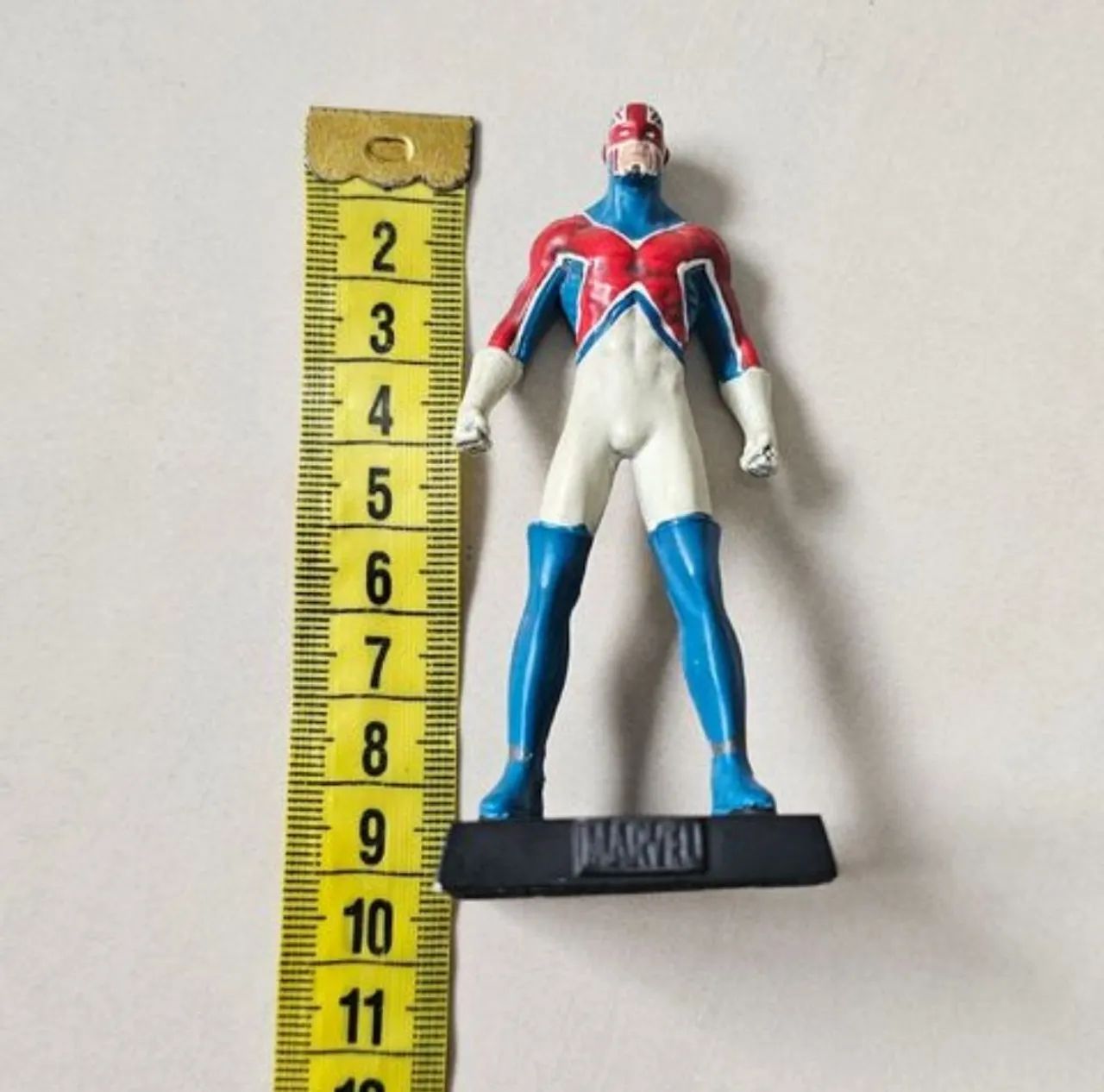 Miniatura Capitão Britânia Marvel Comics | eaglemoss - Foto 5