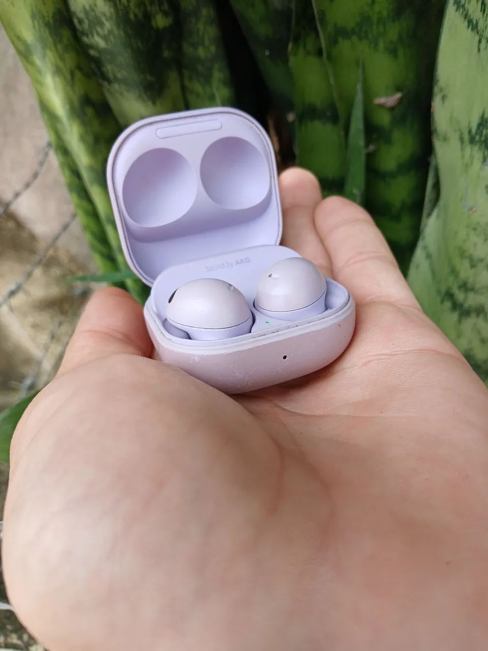 Fone Galaxy Buds2 Pro na cor violeta - Foto 2