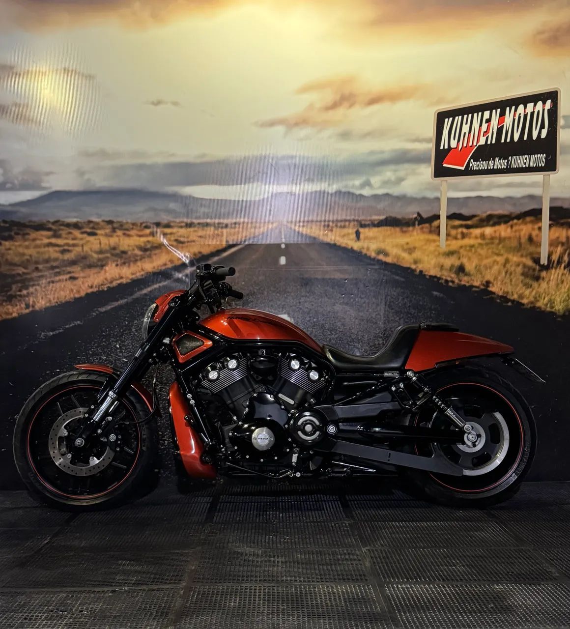 HARLEY-DAVIDSON NIGHT-ROD 2015 - Foto 4