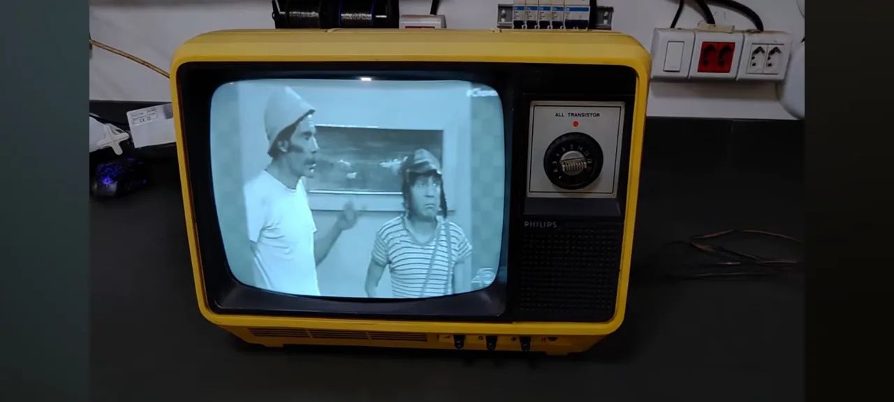Tv antiga philips tx - Foto 3