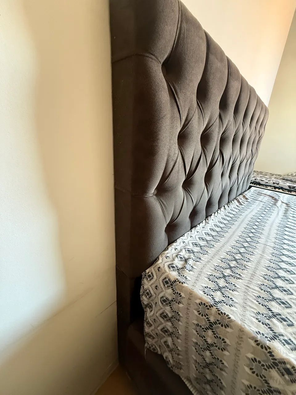 Cabeceira de Cama de Casal Marrom Capitonê - Foto 4