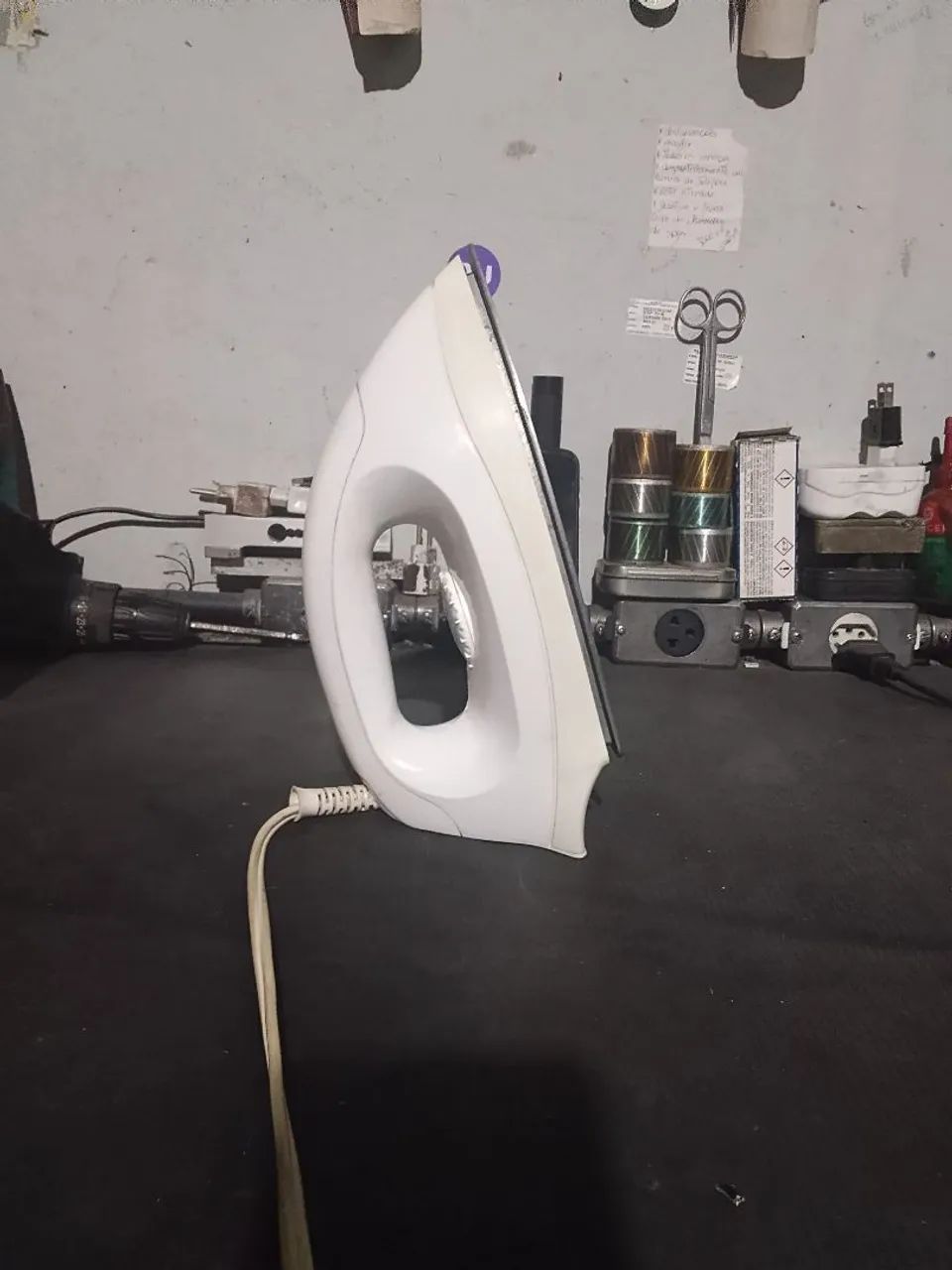 Ferro de passar Roupa Seco - Foto 3