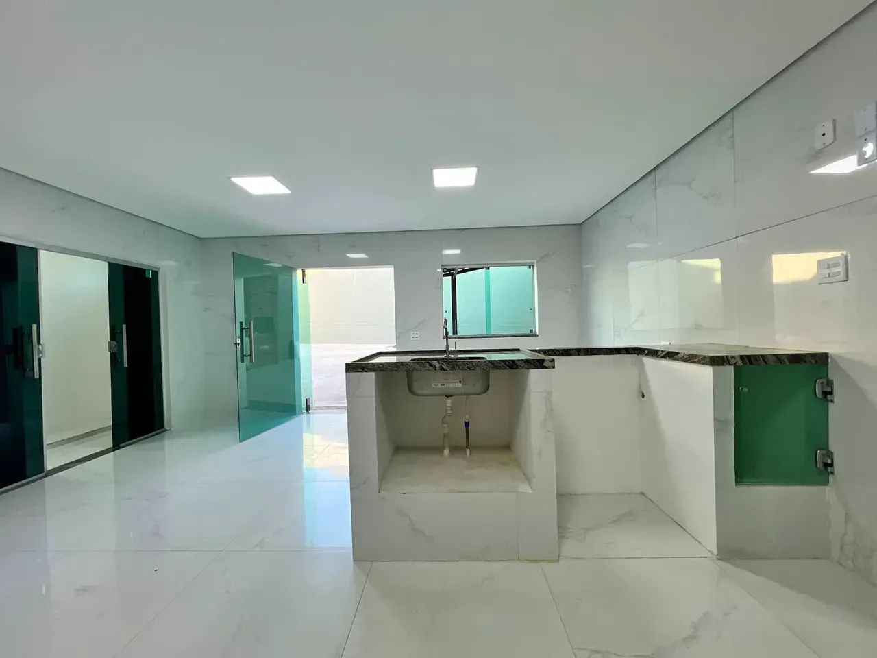 Casa com 4 quartos sendo 1 suíte 4 banheiros 2 vagas - Foto 5